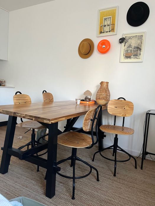 IKEA Mesa de jantar + 4 cadeiras