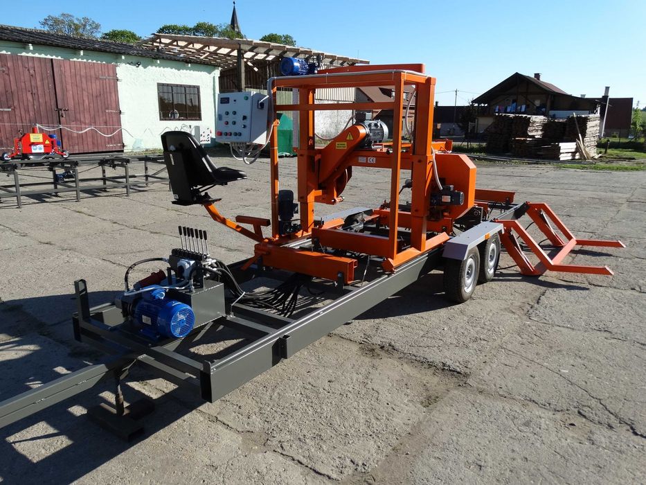 Trak Taśmowy, mobilny z pełną hydrauliką, 12 mb.