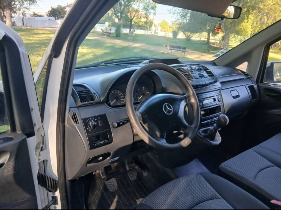 Mercedes vito 9 lugares  2011