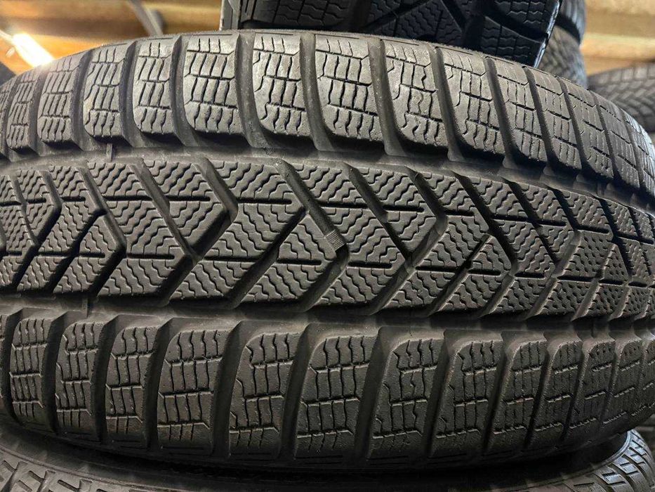 255/45 R19 PIRELLI WINTER SOTTOZERO 3 PNCS (95% Стан Нових!) 245 40