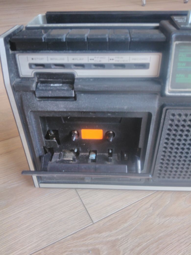 Radiomagnetofon Sanyo M2526N