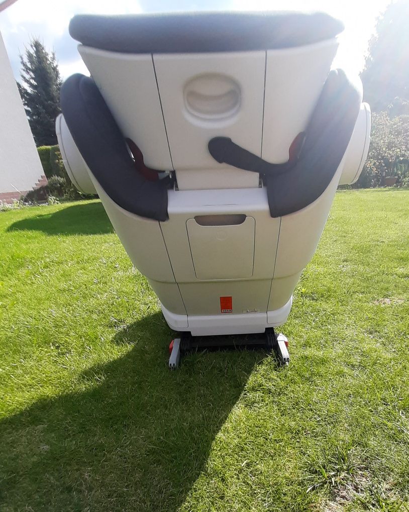 Fotelik samochodowy Britax Römer Kidfix II 15-36 kg