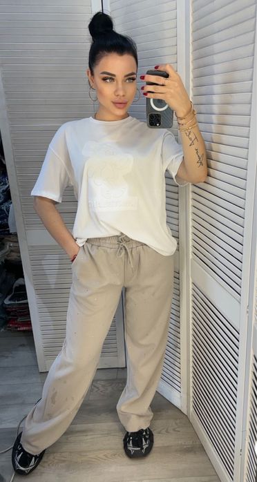 Прямі штани в камінцях