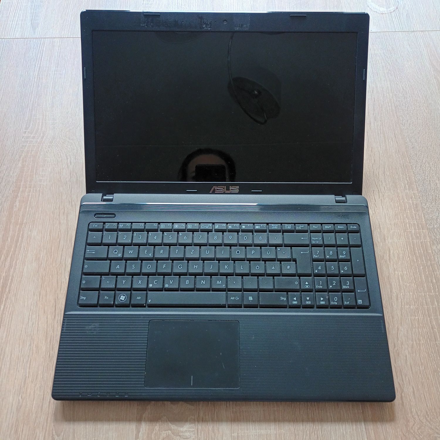 Asus X55U - Windows 10 + dysk 320 HDD GB