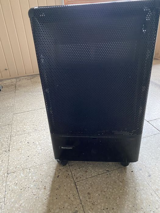 Stojaki na czapki, pamiatki, apaszki