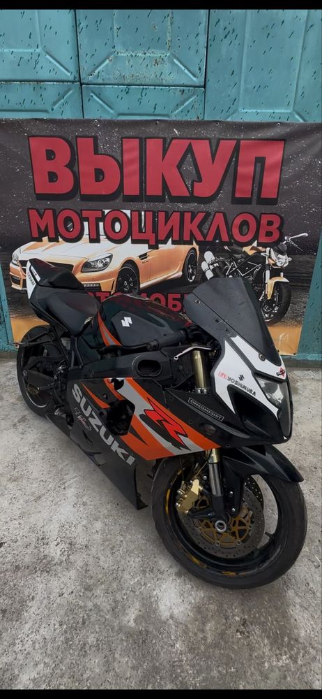 Разборка Suzuki Gsxr k4 K5 600 750 пластик бак вилка мотор двигатель