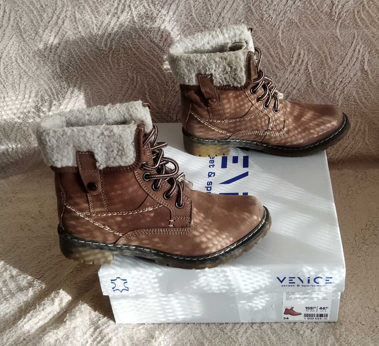 Skórzane buty zimowe z futerkiem rozmiar 34 firmy Venice, tylko 15zł.