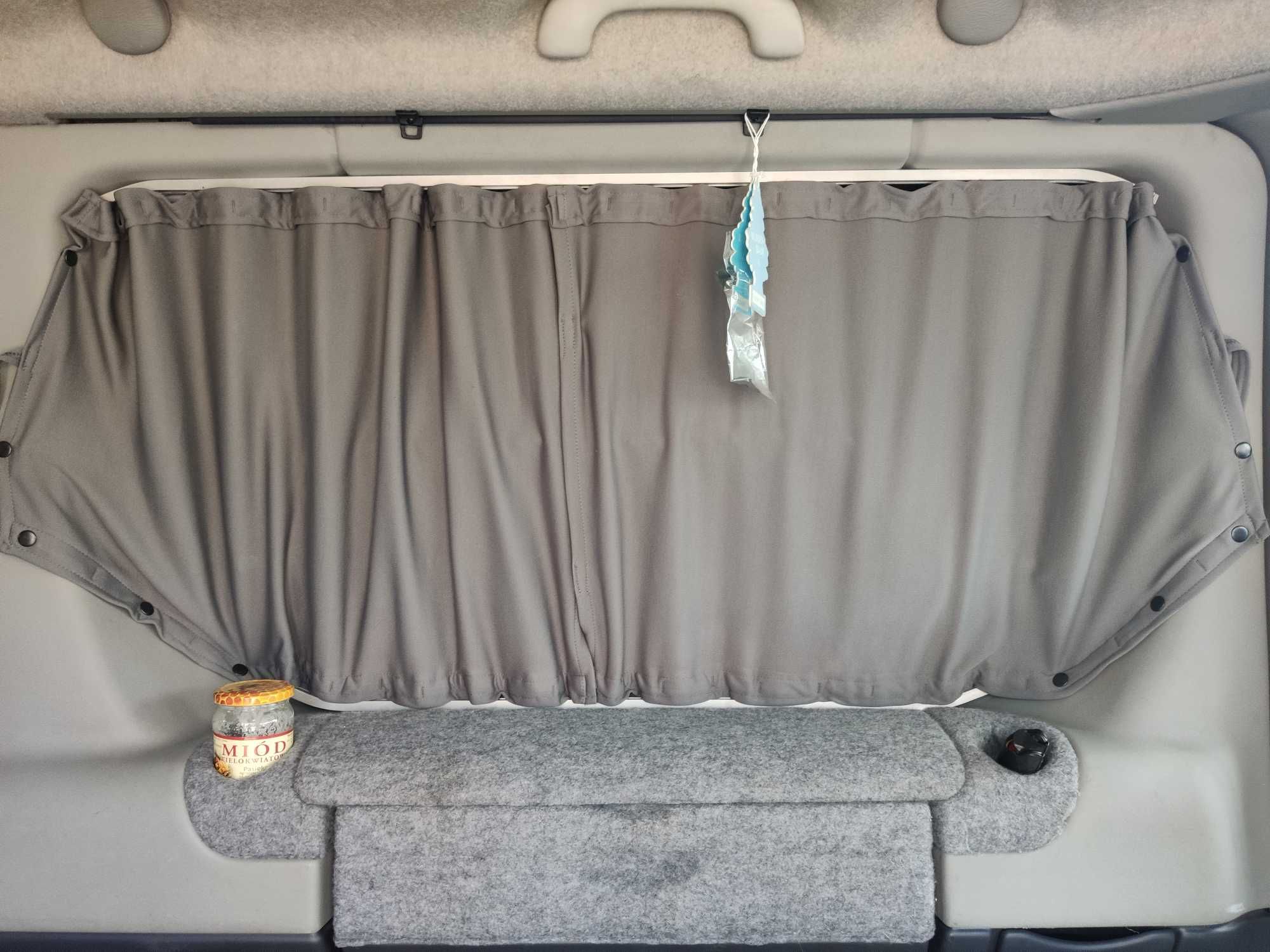 Renault Trafic GENERATION 2.5 Kamper 7 osobowy w pełni wyposażony.