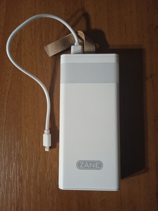 Power Bank з ліхтариком