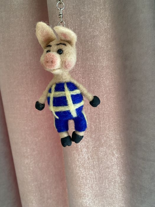 Іграшка з натуральної вовни, ручна робота.