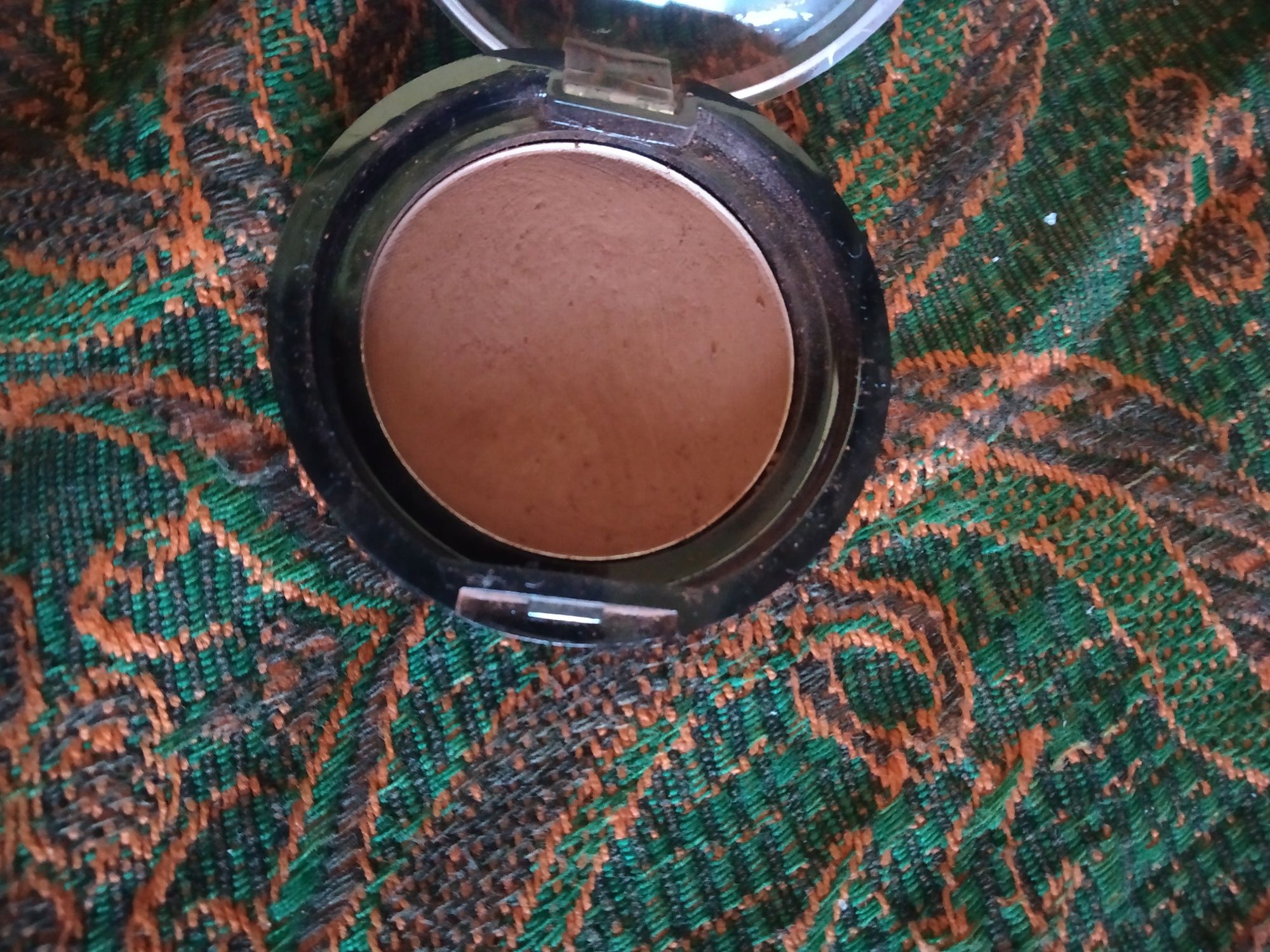 Bronzer Makeup Revolution sprzedaz tanio lub zamiana