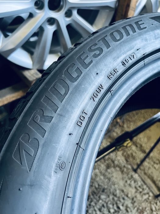 Шини Резина Зимові 255 50 20 Bridgestone Blizzak LM-80 Evo 2шт