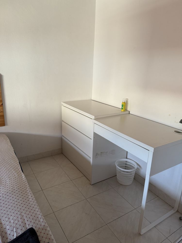 Quarto para arrendar em corroios