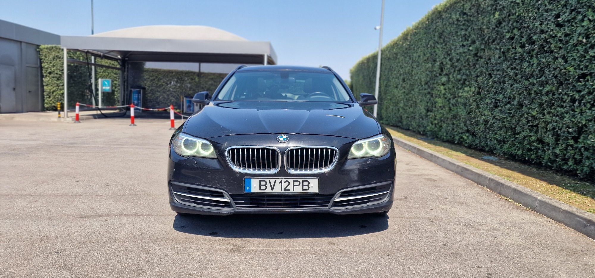 BMW 520d caixa automática co. Teto panorâmico