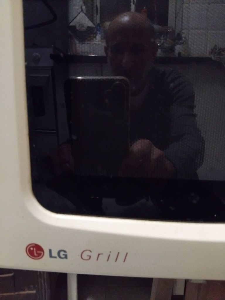 Microondas com grill