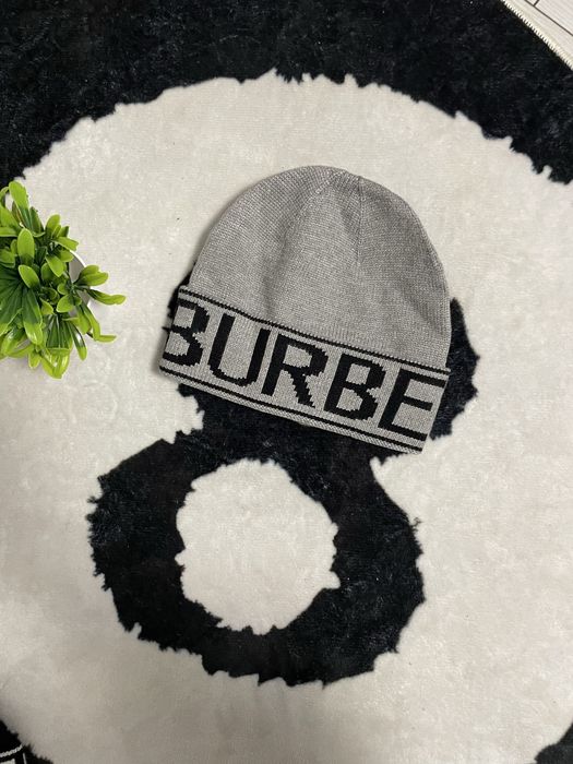 Шапка burberry / шапка барбери