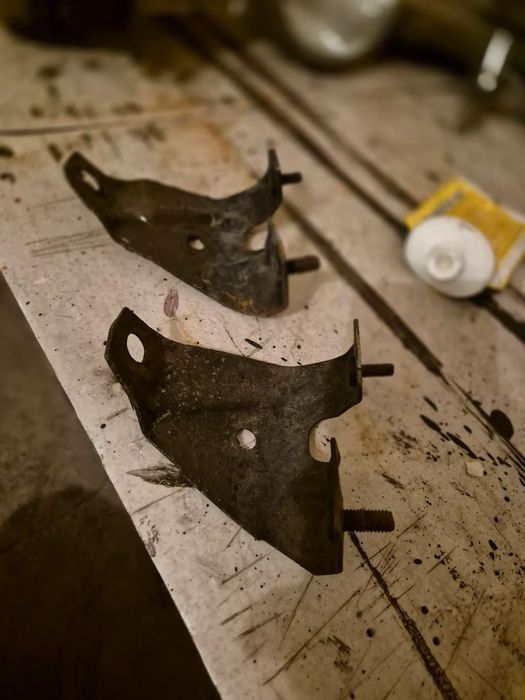 mocowanie tylnego zderzaka e30 wąska lampa lewe prawe oryginał rarytas