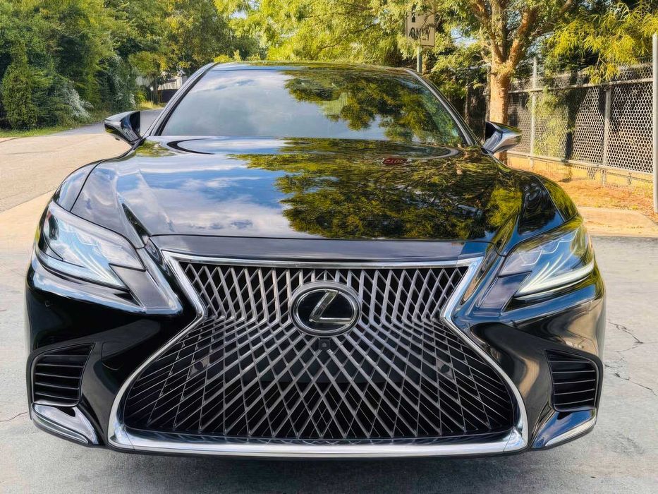 Lexus LS 500      2018