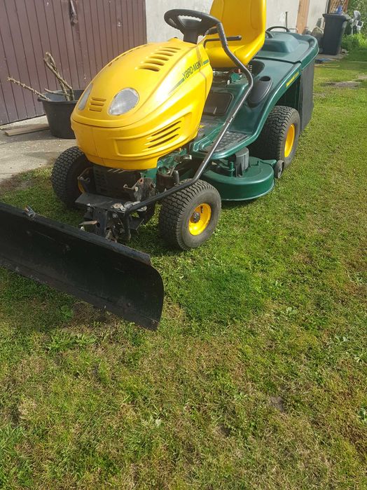 Traktorek kosiarka yard man ,john deere ,kawasaki 15km ,pług do śniegu