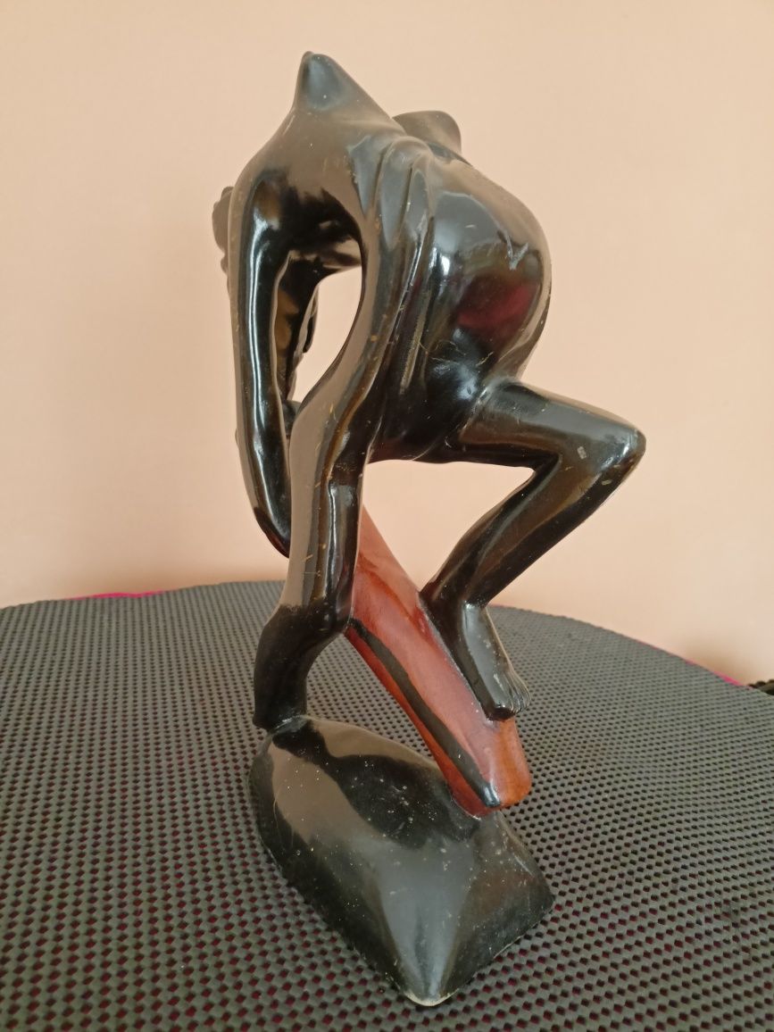 Rzeźba kobieta murzynka