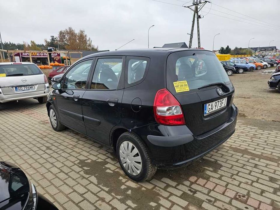 Honda Jazz 2003r/1.3benzyna/83KM/opłaty aktualna/klimatyzacja/5drzwi