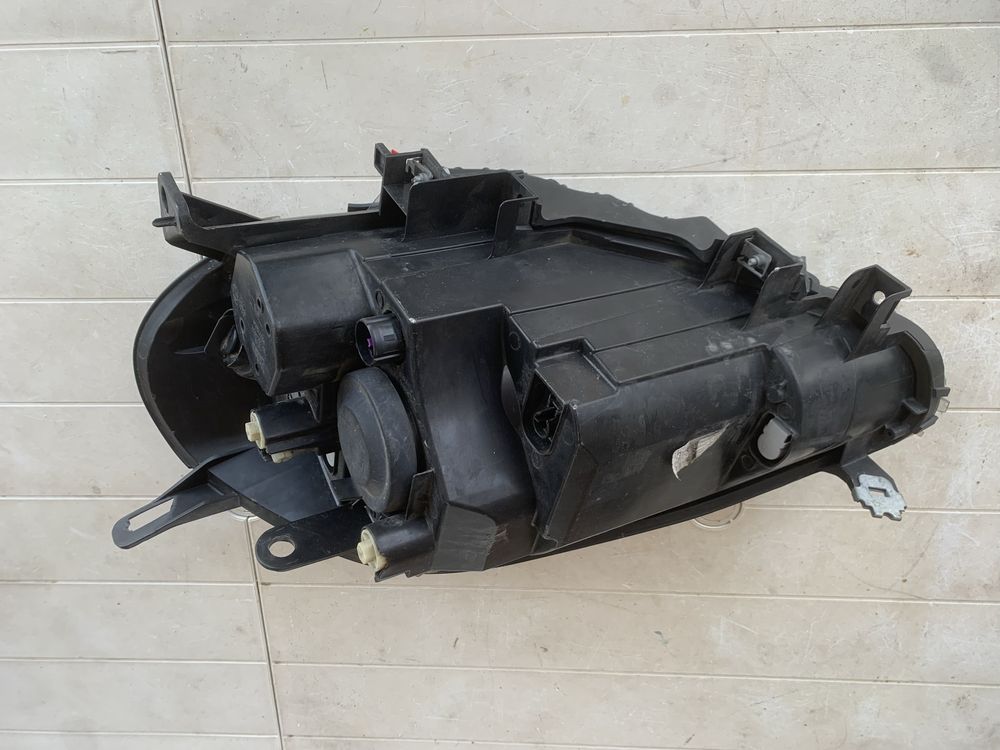 Farol (Direito) Fiat Punto EVO