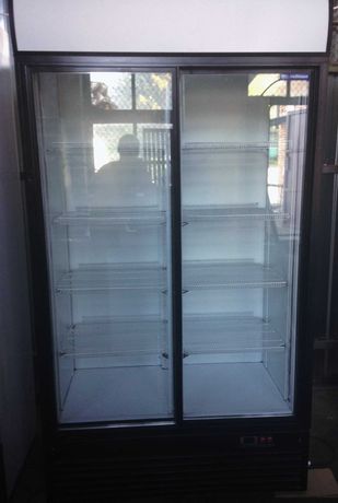Продаю б/у холодильные шкафы для пива, воды, цветов.