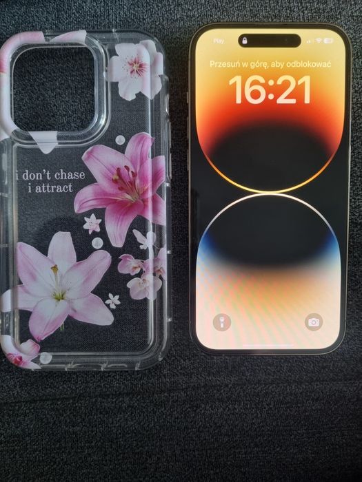 Iphone 14pro gold