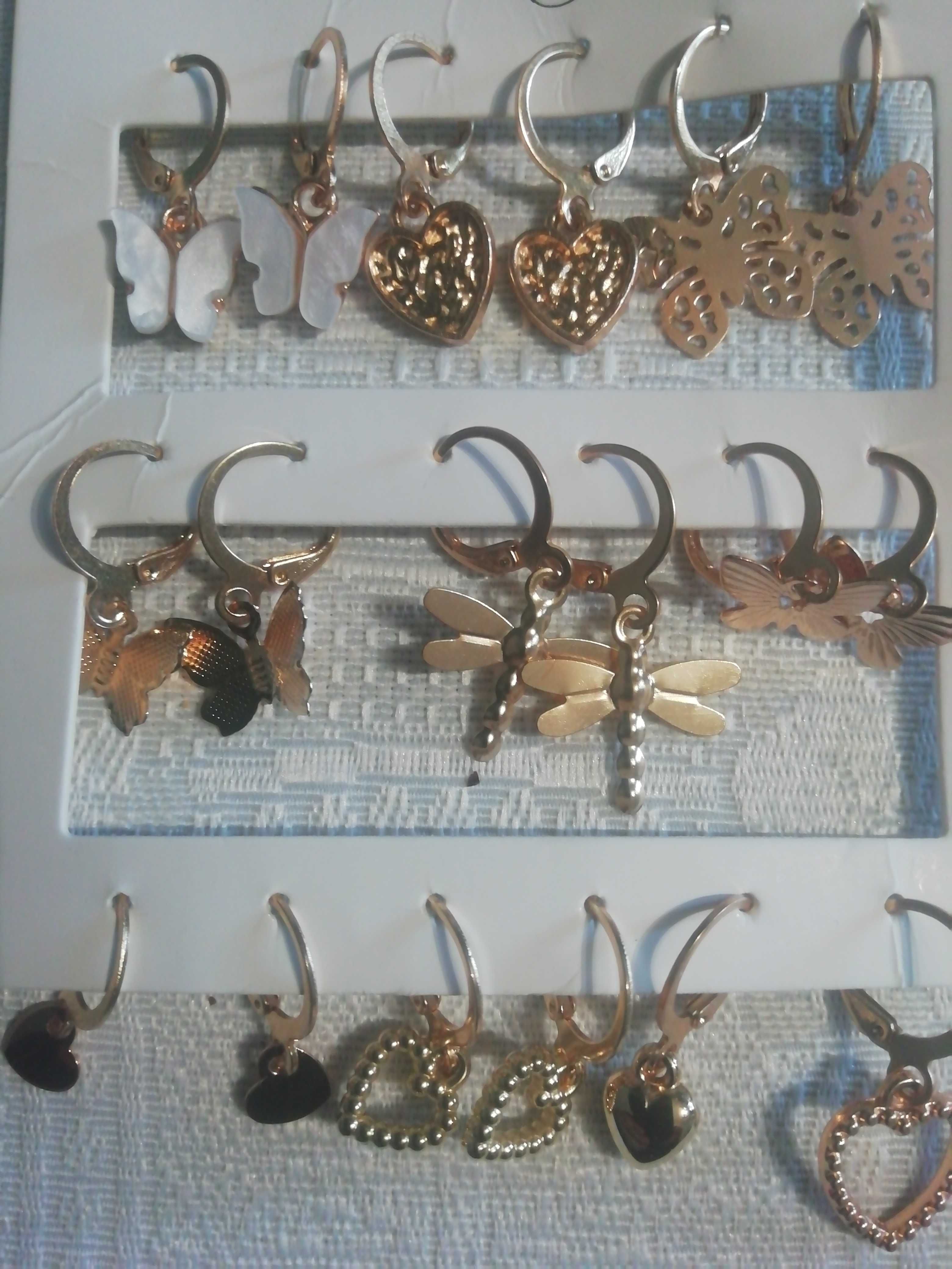 Brincos  vários , Borboletas e Corações