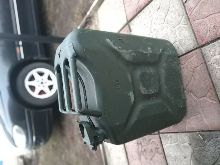 Канистра металлическая