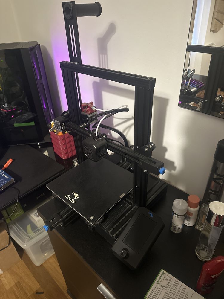 Impressora 3D Ender 3v2 com upgrades