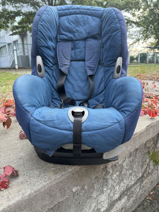 Дитяче автокрісло MAXI-COSI