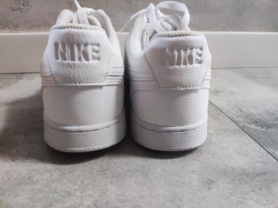 Buty sportowe Nike Court roz 44,5