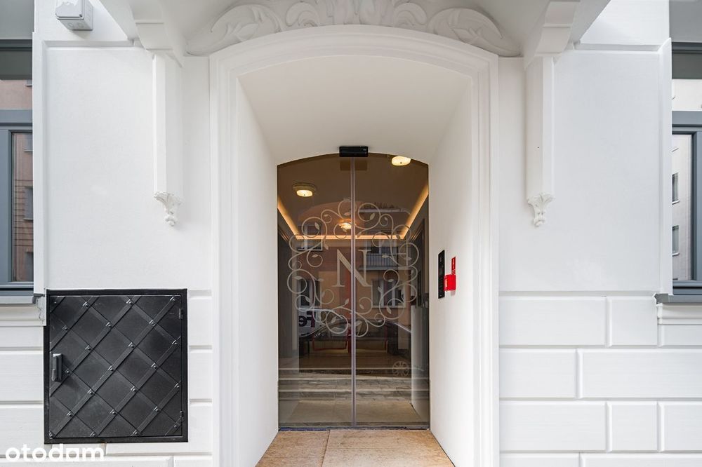 Lokal usługowy w luksusowej kamienicy- ul. Niecała