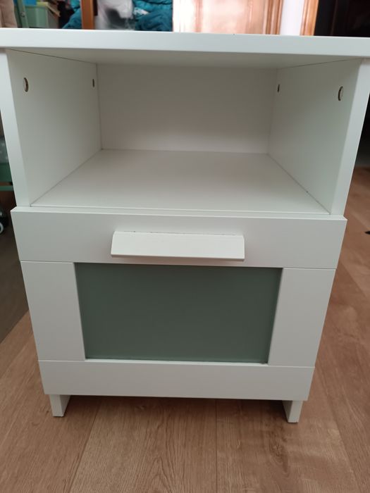 Mesa de cabeceira BRIMNES IKEA