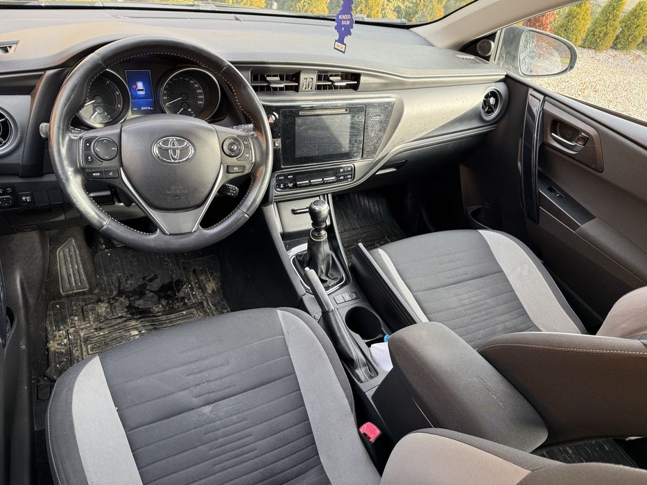Toyota Auris 1.6d4d zamiana zamienie