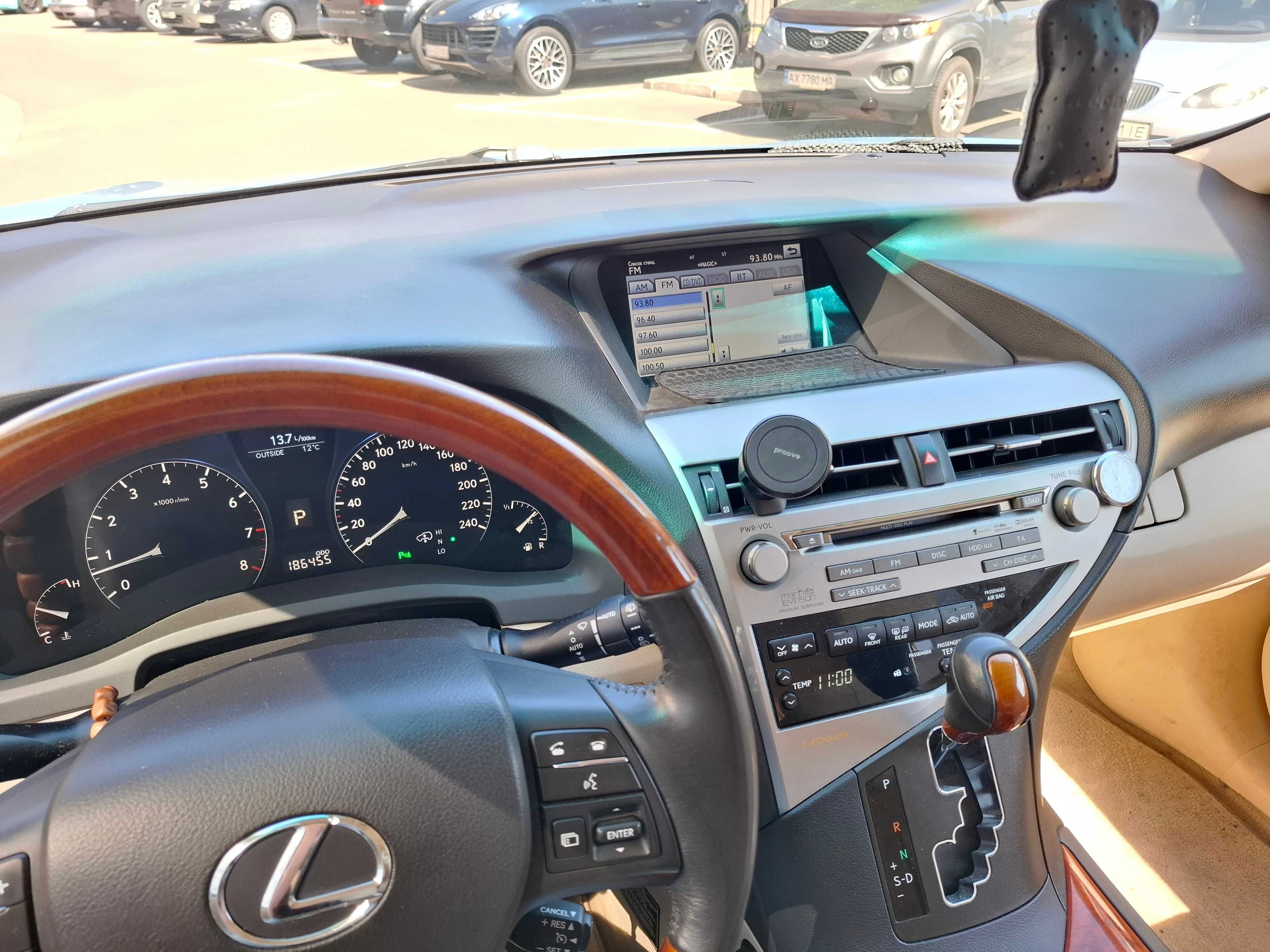 Продам свой автомобиль RX 350, 10 месяц 2010г • Машина в горошем