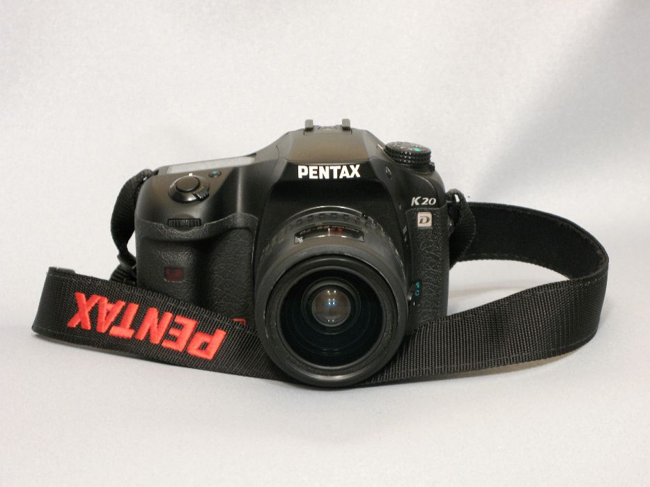 PENTAX K 20 D c обьективом Pentax SMC FA 28-70 / 4 AL