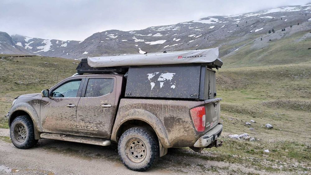 Kontener wyprawowy na pickupa, namiot, roleta, ogrzewanie, prysznic