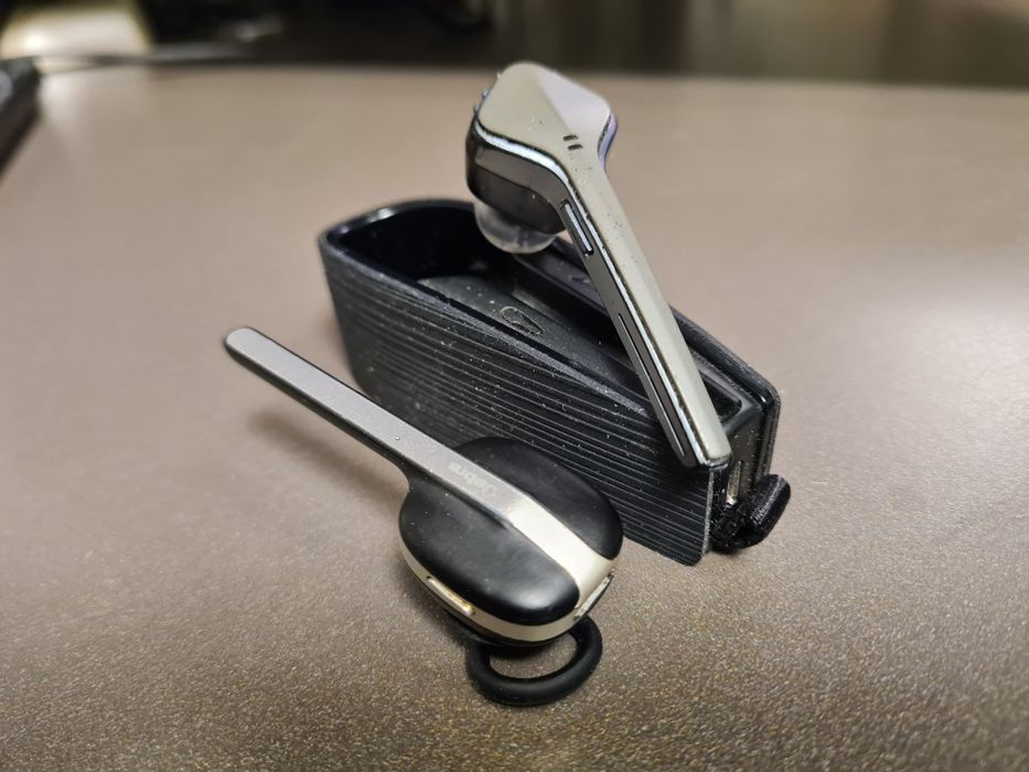 Гарнітура Plantronics Voyager 3200