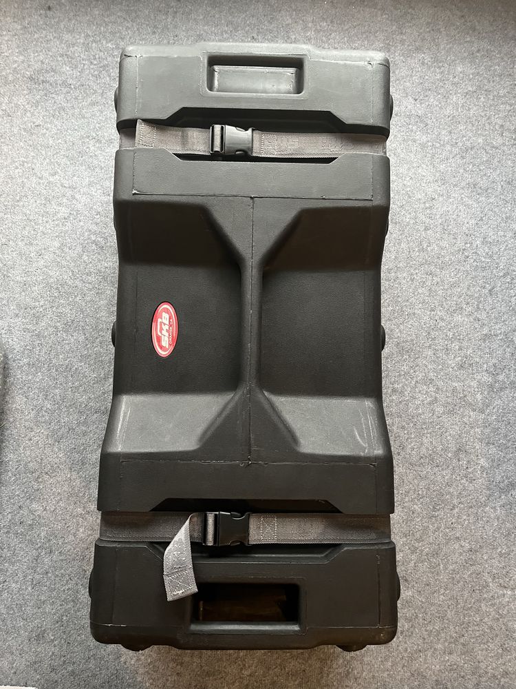 Skrzynka na Wzmacniacz Gitarowy  Case SKB SKB-720 Amp Head Case