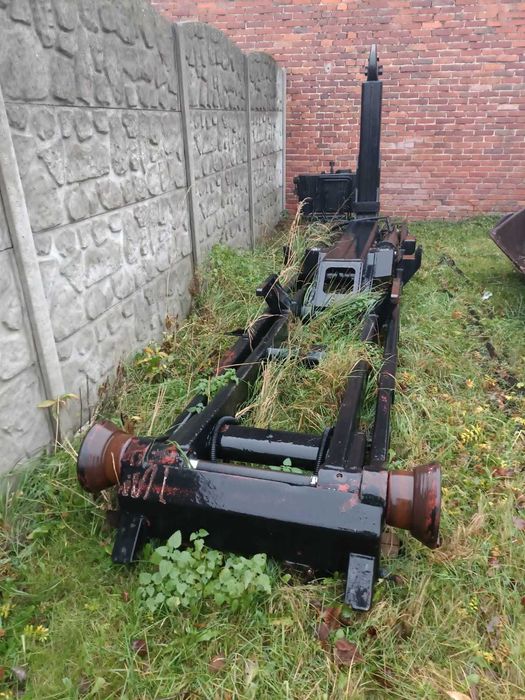 Hakowiec  Meiller  – urządzenie hakowe