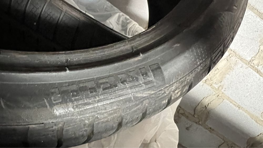 Шини зимові Pirelli 255/40 + 285/35 R20