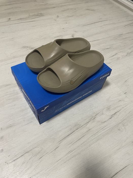 Nike react rejuven8 тапки