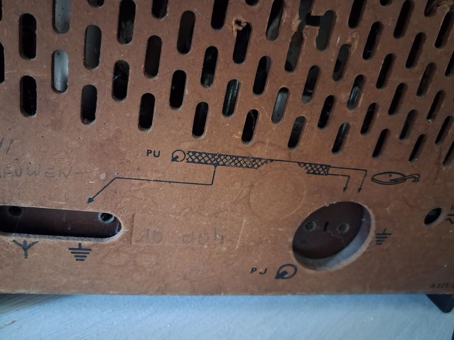 Радіо старовинне