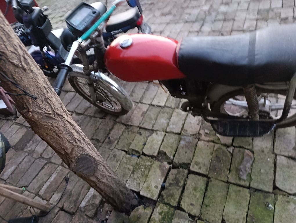Продам альфу без двигателя
