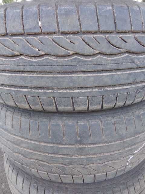 Komplet opon letnich Dunlop 185/60/R15