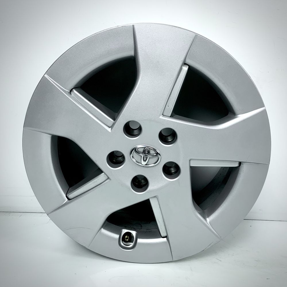 Felgi aluminiowe 15” Toyota Prius / 5x100 6J et48 (040)