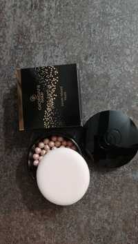 Puder w kulkach GiordaniGold, Oriflame