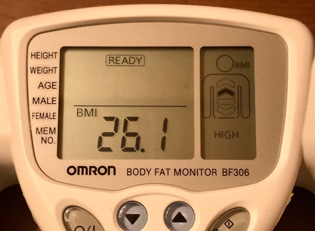 Medidor de gordura corporal OMROM BF 306 como novo